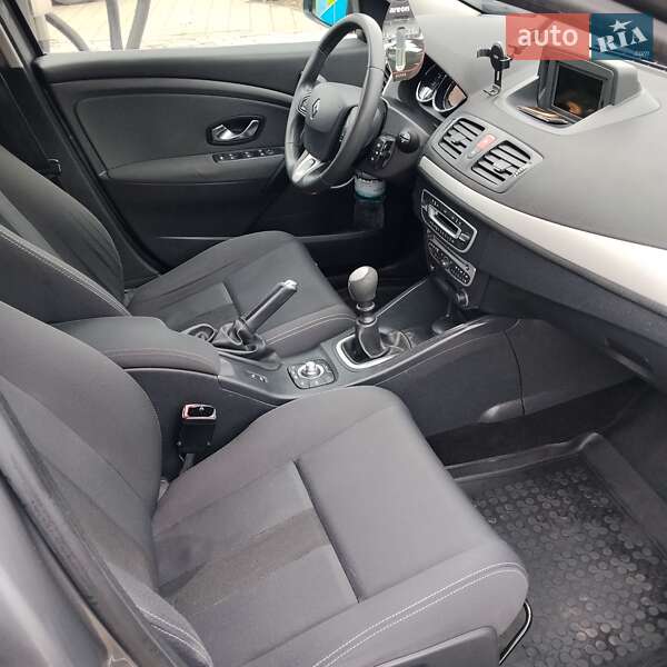 Хэтчбек Renault Megane 2011 в Сумах