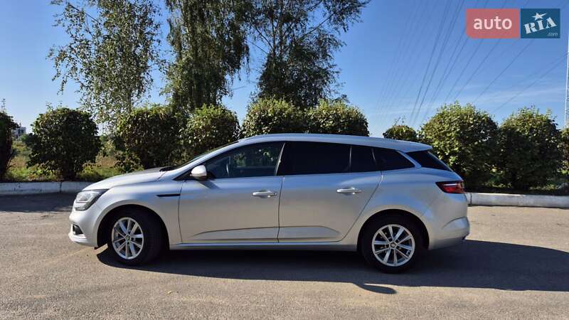 Универсал Renault Megane 2016 в Киеве