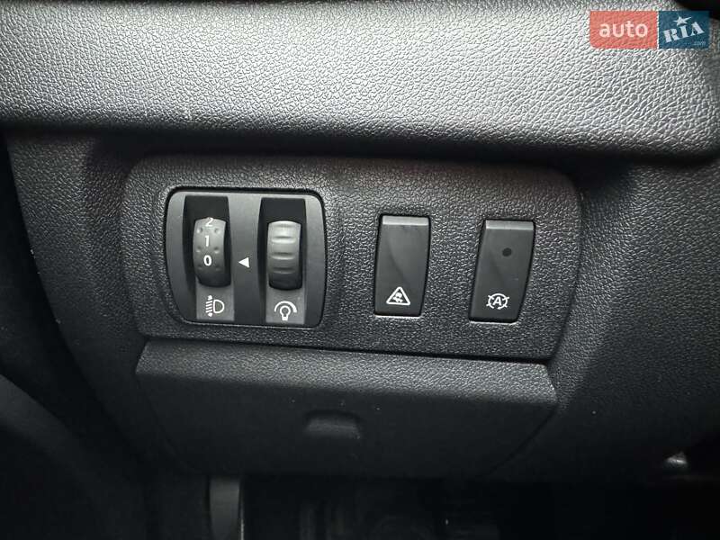 Универсал Renault Megane 2014 в Киеве фото 28 Универсал Renault Megane 2014 в Киеве