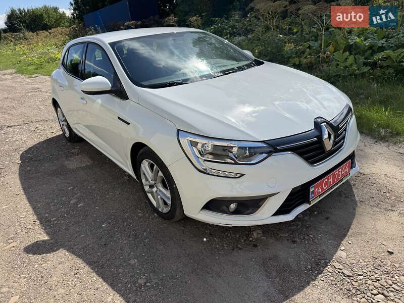Хэтчбек Renault Megane 2017 в Калуше фото 9 Хэтчбек Renault Megane 2017 в Калуше