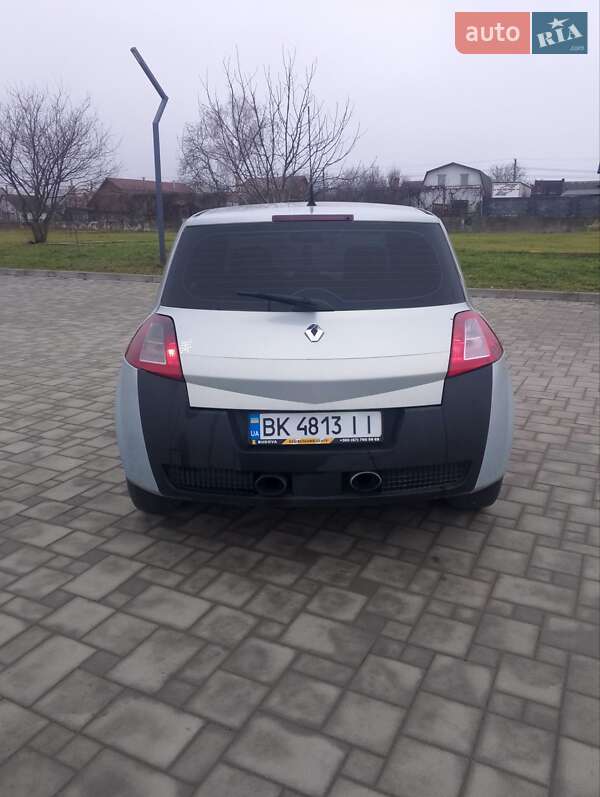 Хэтчбек Renault Megane 2003 в Ровно