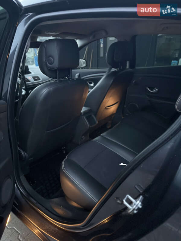 Хэтчбек Renault Megane 2011 в Тернополе