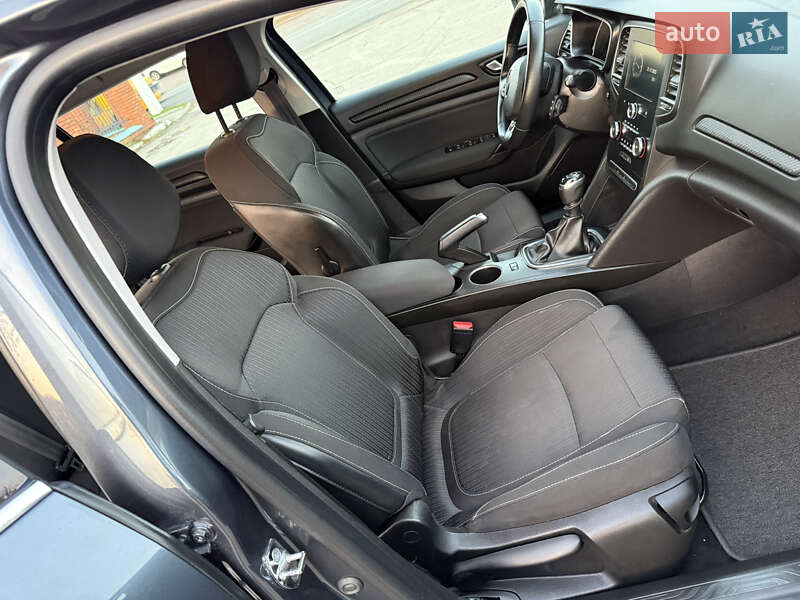 Универсал Renault Megane 2020 в Днепре фото 48 Универсал Renault Megane 2020 в Днепре