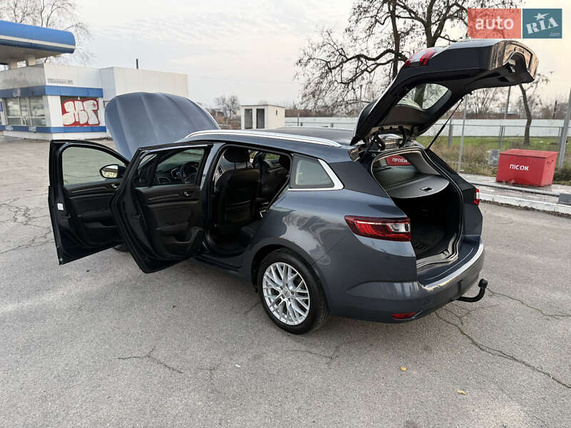 Универсал Renault Megane 2020 в Днепре фото 102 Универсал Renault Megane 2020 в Днепре