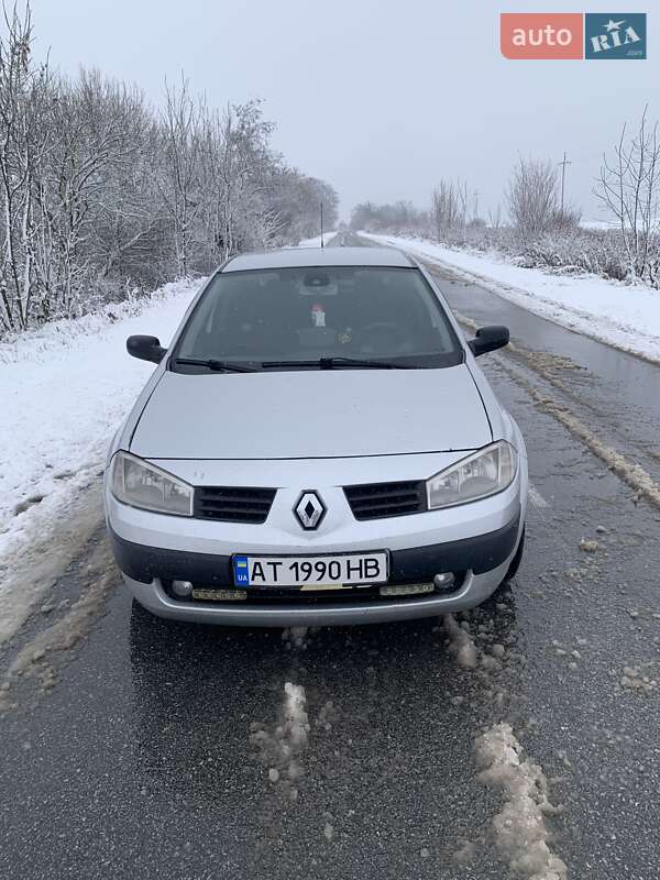 Седан Renault Megane 2005 в Львове фото 5 Седан Renault Megane 2005 в Львове