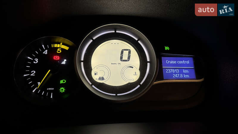 Хетчбек Renault Megane 2011 в Кам'янському