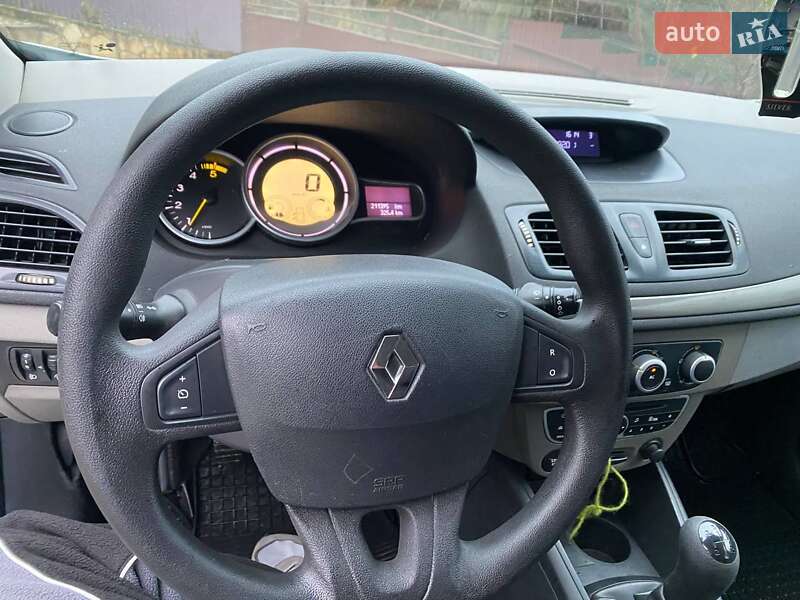 Хэтчбек Renault Megane 2011 в Виннице