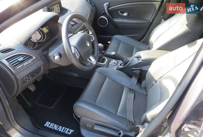 Универсал Renault Megane 2011 в Ивано-Франковске