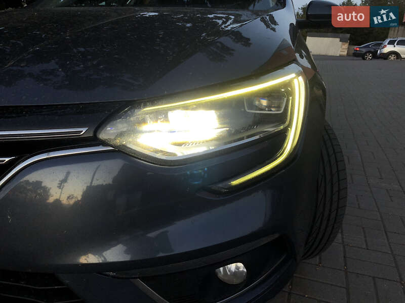 Хэтчбек Renault Megane 2017 в Киеве