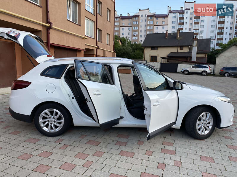 Универсал Renault Megane 2011 в Ивано-Франковске