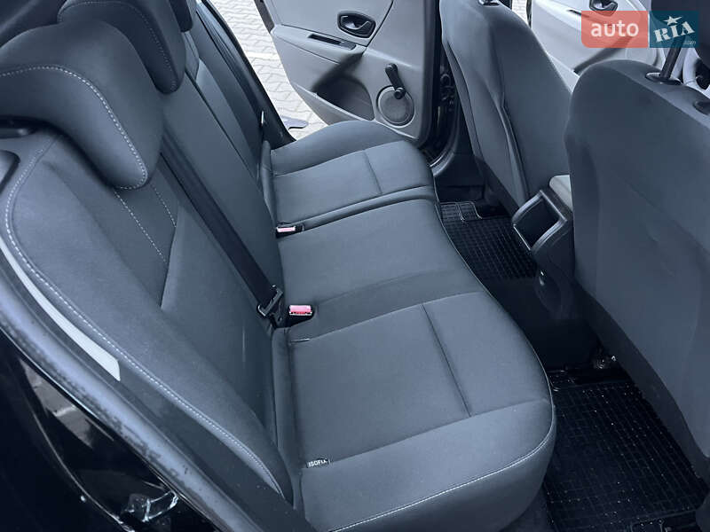 Хэтчбек Renault Megane 2011 в Виннице фото 40 Хэтчбек Renault Megane 2011 в Виннице