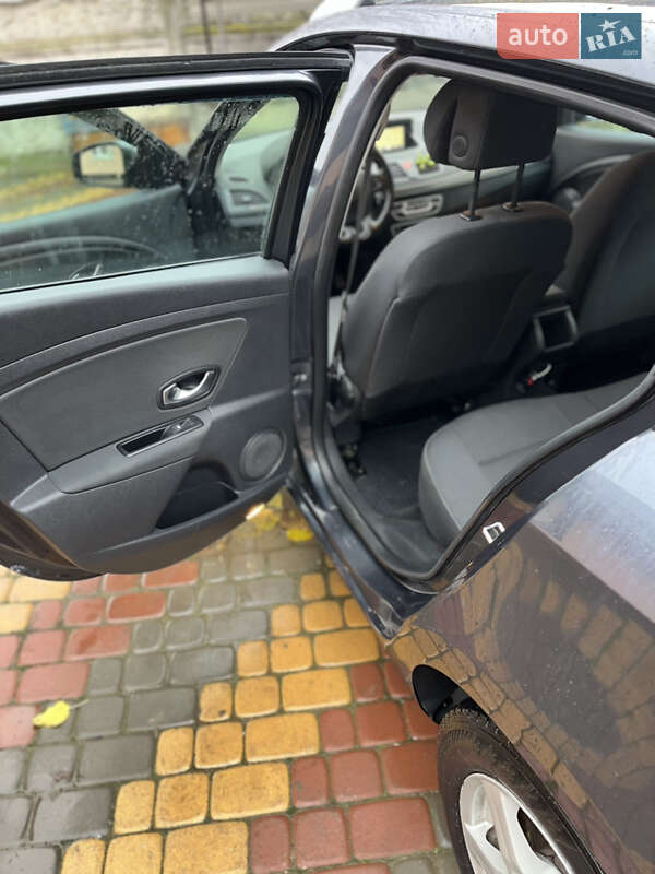 Універсал Renault Megane 2011 в Гнівані