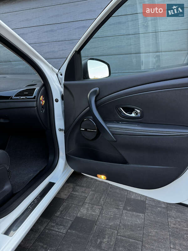 Универсал Renault Megane 2013 в Полтаве фото 33 Универсал Renault Megane 2013 в Полтаве