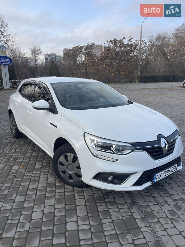 Хэтчбек Renault Megane 2017 в Запорожье
