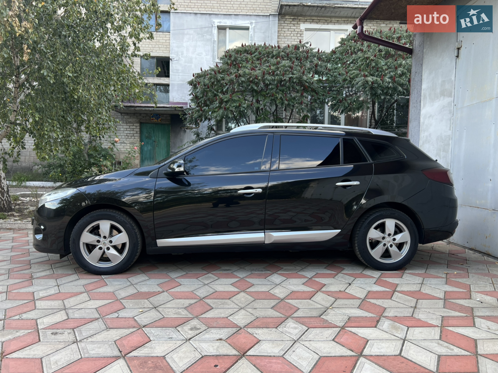 2010 Renault Megane - мініатюра 11
