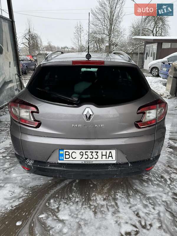 Универсал Renault Megane 2012 в Мервичах
