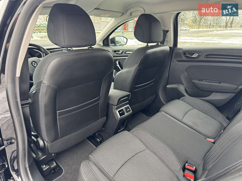 Універсал Renault Megane 2017 в Лопатині