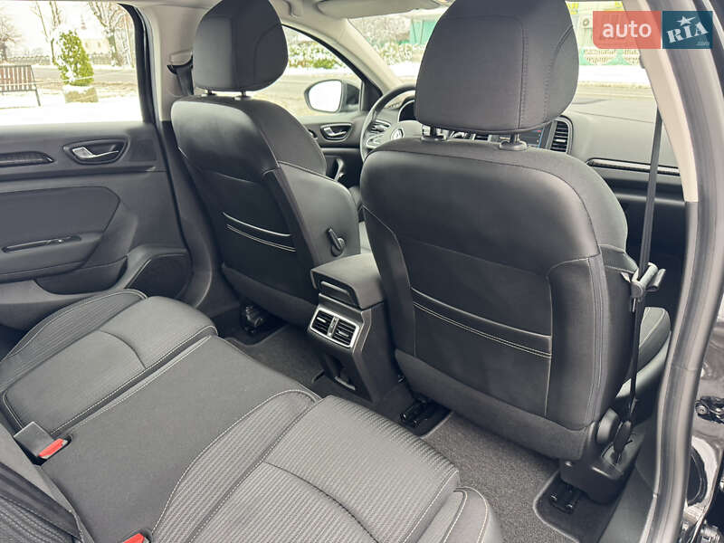 Універсал Renault Megane 2017 в Лопатині