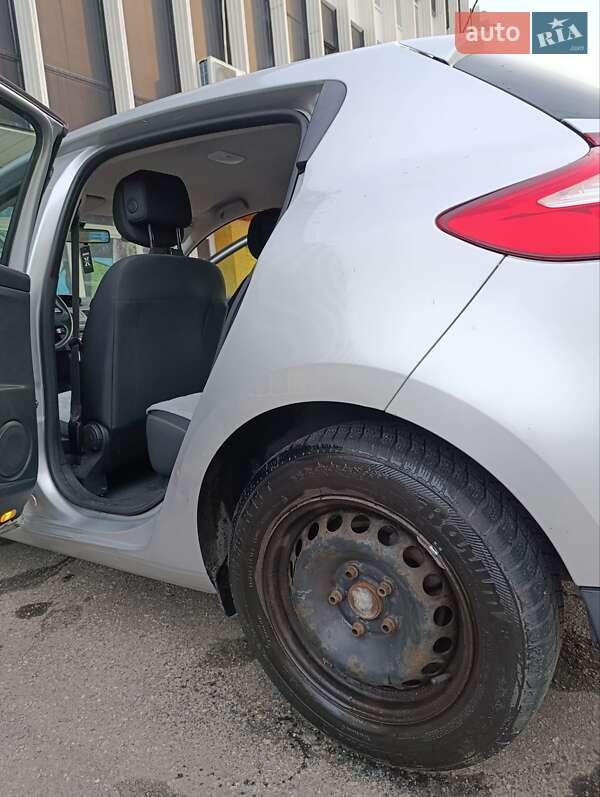 Хэтчбек Renault Megane 2008 в Запорожье