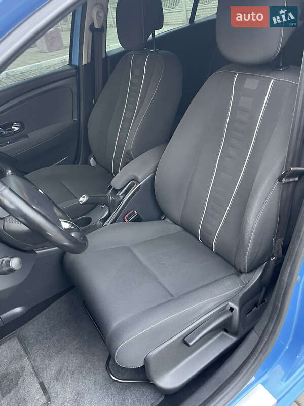 Универсал Renault Megane 2014 в Запорожье фото 33 Универсал Renault Megane 2014 в Запорожье