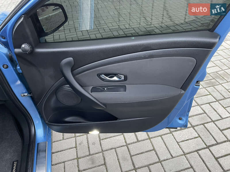 Универсал Renault Megane 2014 в Запорожье фото 44 Универсал Renault Megane 2014 в Запорожье