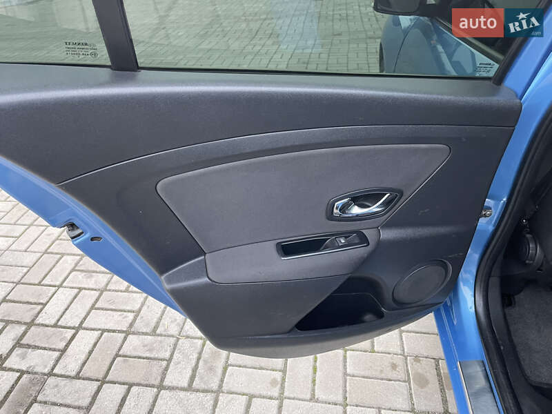 Универсал Renault Megane 2014 в Запорожье фото 47 Универсал Renault Megane 2014 в Запорожье