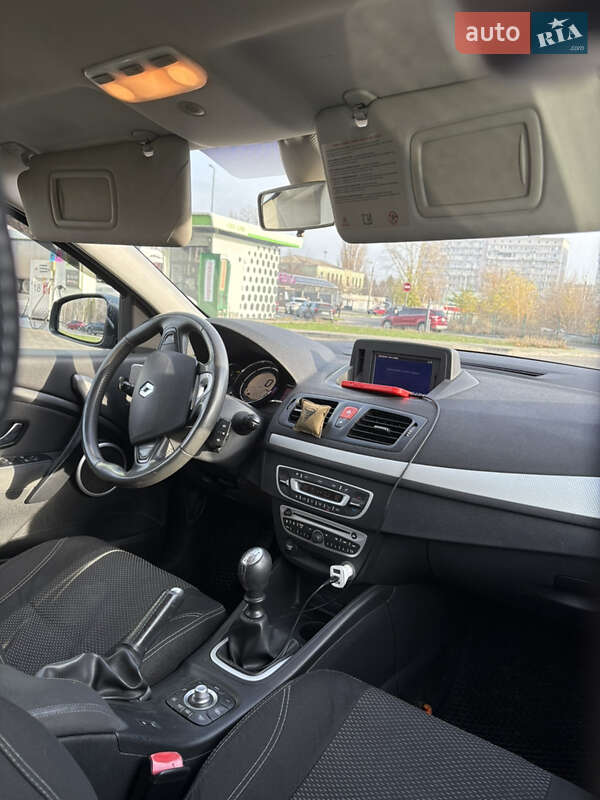 Универсал Renault Megane 2010 в Днепре фото 5 Универсал Renault Megane 2010 в Днепре