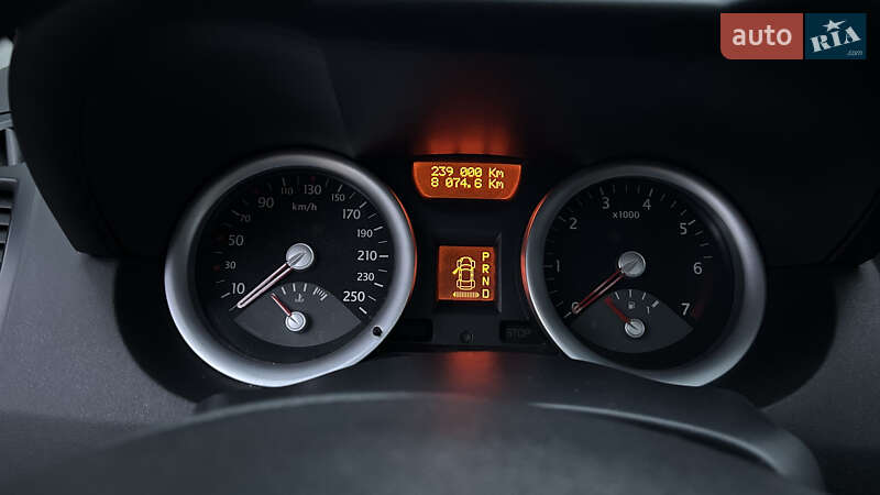 Хэтчбек Renault Megane 2005 в Киеве