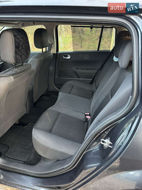 Універсал Renault Megane 2009 в Новомосковську фото 13 Універсал Renault Megane 2009 в Новомосковську