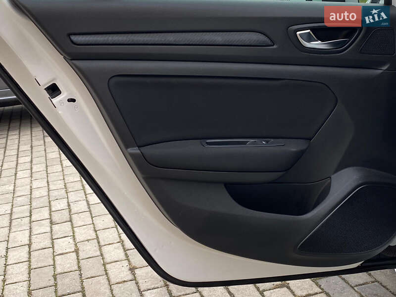 Універсал Renault Megane 2017 в Рівному фото 23 Універсал Renault Megane 2017 в Рівному