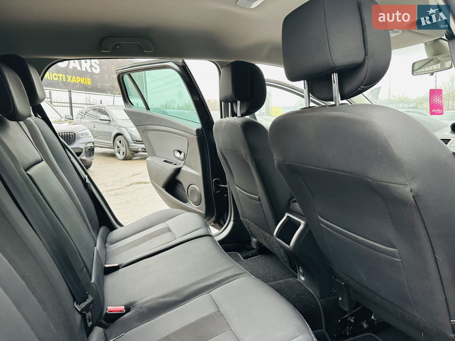 2010 Renault Megane - мініатюра 19