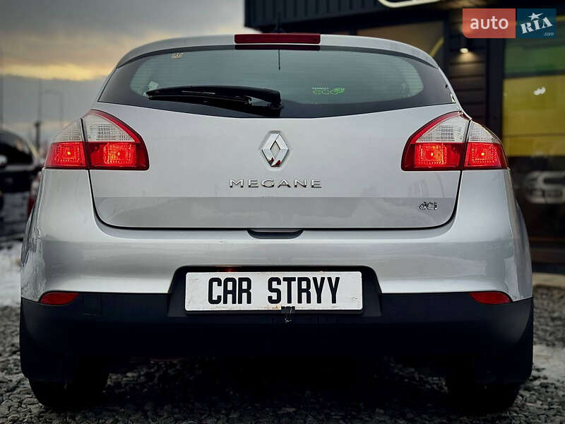 Хэтчбек Renault Megane 2013 в Стрые фото 21 Хэтчбек Renault Megane 2013 в Стрые