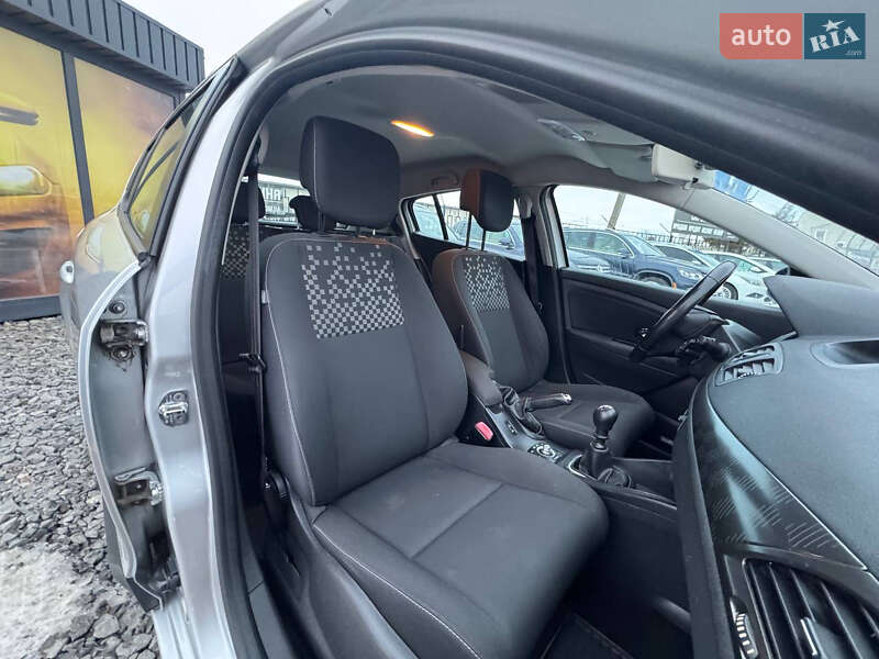 Хэтчбек Renault Megane 2013 в Стрые фото 26 Хэтчбек Renault Megane 2013 в Стрые