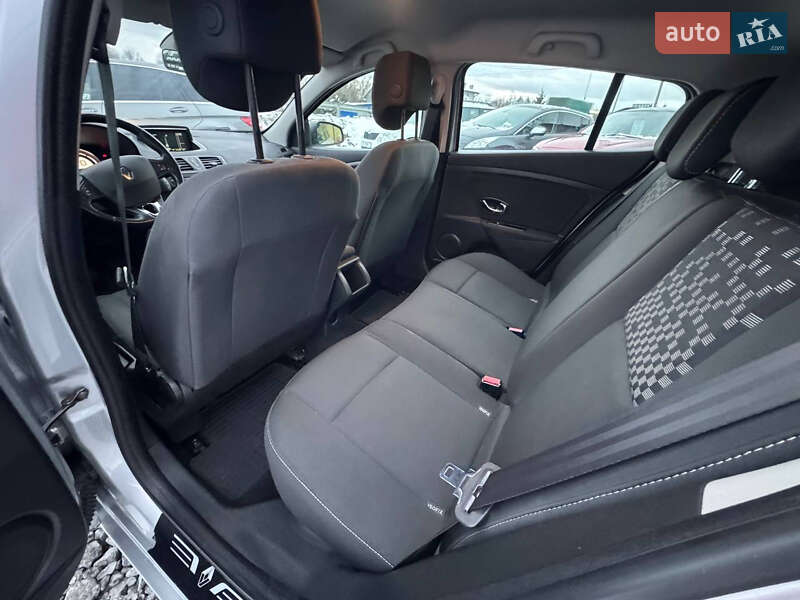 Хэтчбек Renault Megane 2013 в Стрые фото 35 Хэтчбек Renault Megane 2013 в Стрые