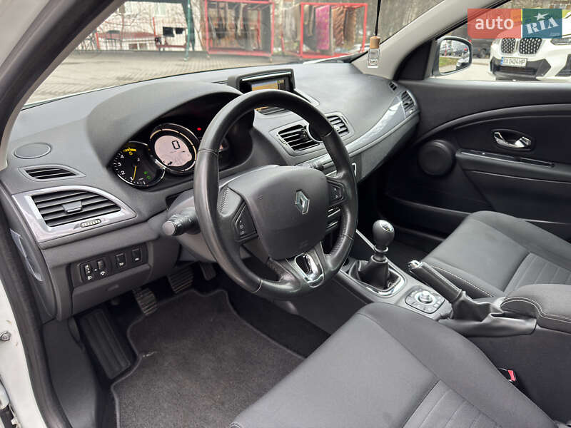 Универсал Renault Megane 2015 в Хмельницком фото 20 Универсал Renault Megane 2015 в Хмельницком