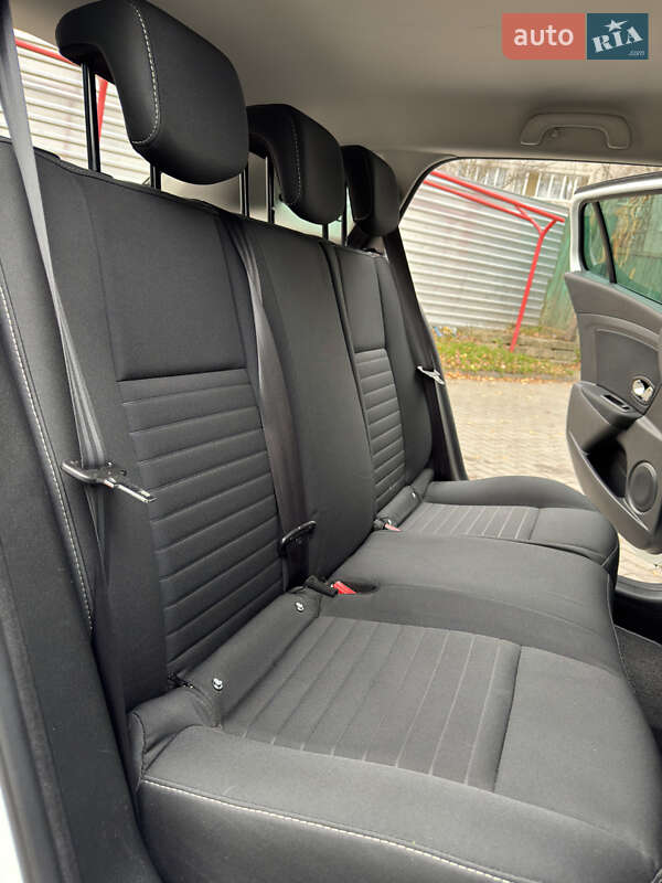 Универсал Renault Megane 2015 в Хмельницком фото 27 Универсал Renault Megane 2015 в Хмельницком