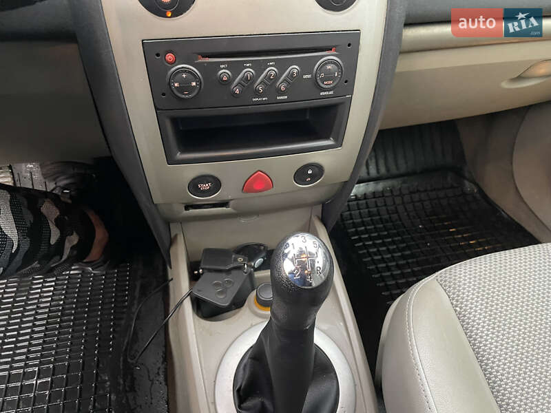 Универсал Renault Megane 2003 в Красилове фото 41 Универсал Renault Megane 2003 в Красилове