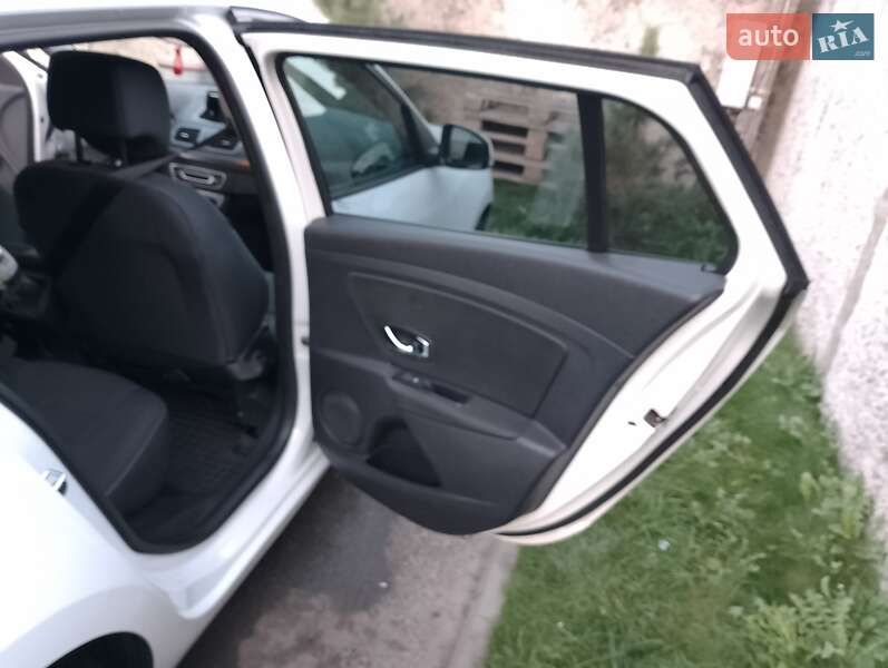 Универсал Renault Megane 2013 в Конотопе