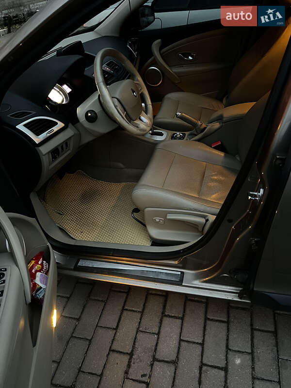 Универсал Renault Megane 2010 в Киеве