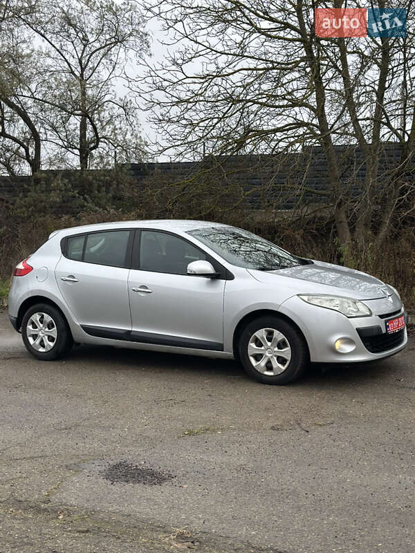 Хэтчбек Renault Megane 2009 в Луцке