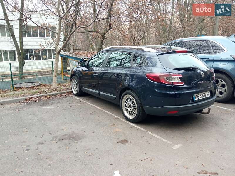 Універсал Renault Megane 2010 в Дніпрі