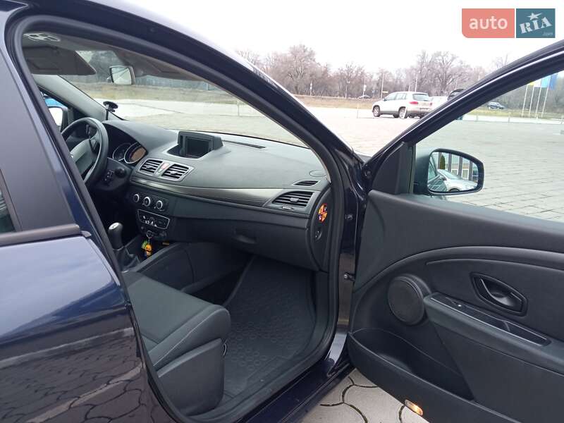 Універсал Renault Megane 2010 в Дніпрі