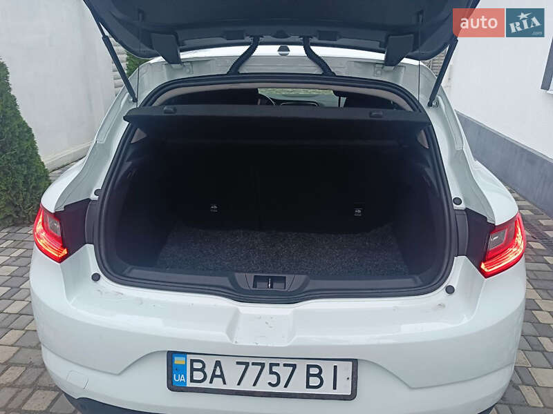 Хэтчбек Renault Megane 2017 в Александрие фото 9 Хэтчбек Renault Megane 2017 в Александрие