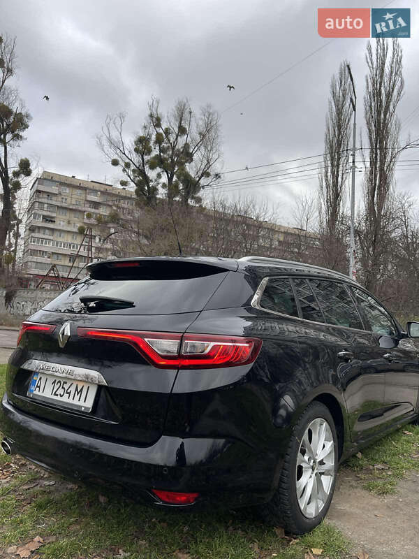 Универсал Renault Megane 2017 в Киеве фото 5 Универсал Renault Megane 2017 в Киеве