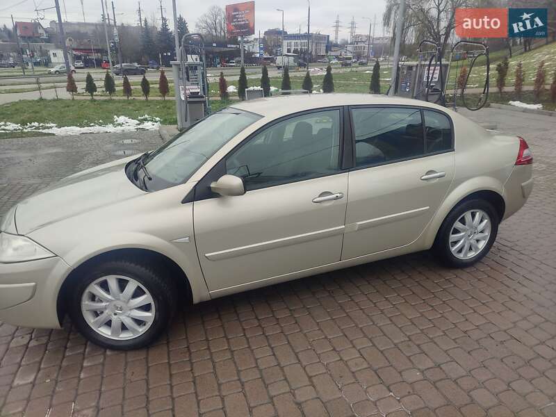 Седан Renault Megane 2008 в Львове