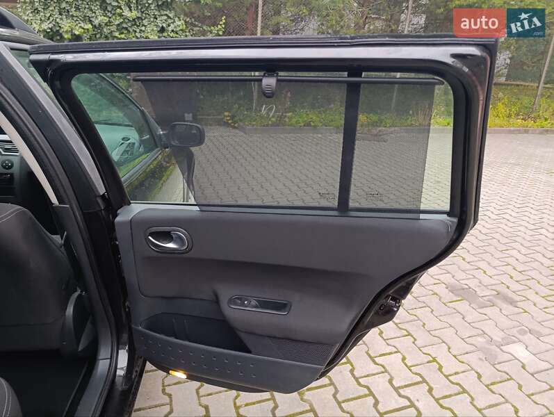 Универсал Renault Megane 2005 в Луцке фото 23 Универсал Renault Megane 2005 в Луцке