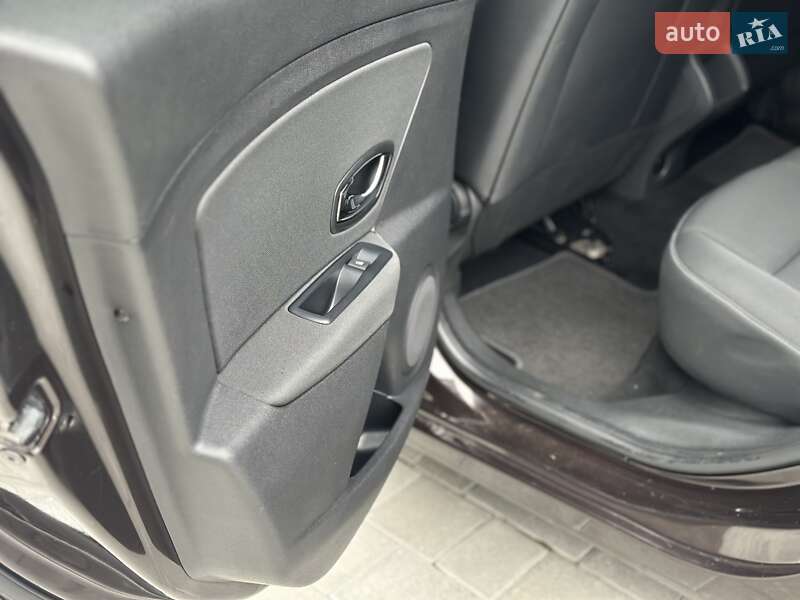 Универсал Renault Megane 2014 в Луцке фото 15 Универсал Renault Megane 2014 в Луцке