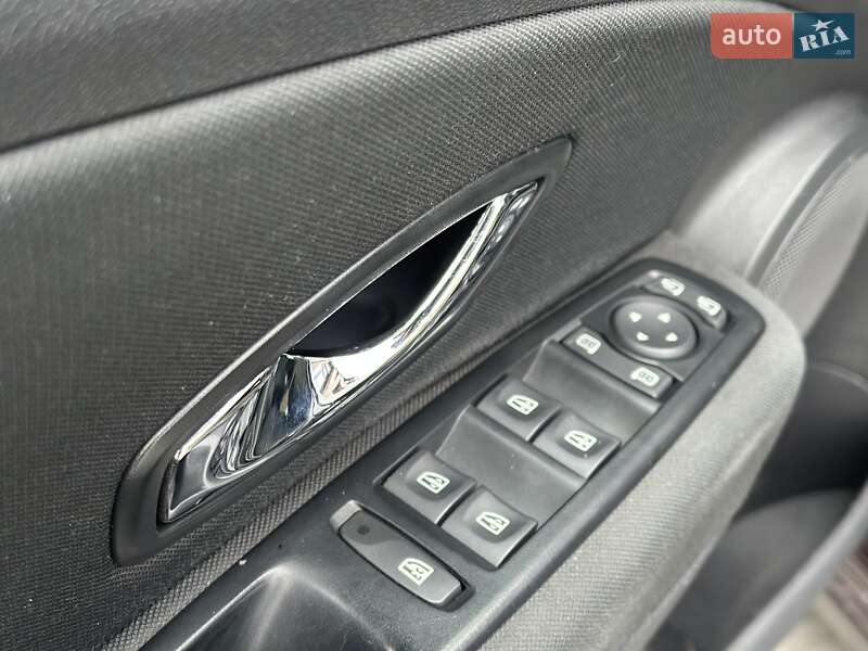 Универсал Renault Megane 2014 в Луцке фото 27 Универсал Renault Megane 2014 в Луцке