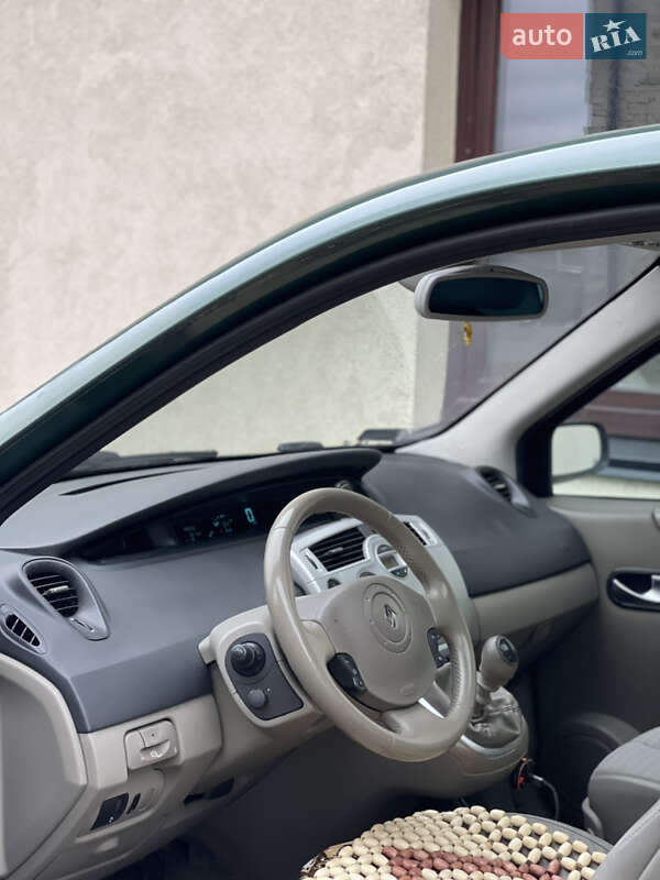 Хэтчбек Renault Megane 2003 в Жовкве фото 32 Хэтчбек Renault Megane 2003 в Жовкве