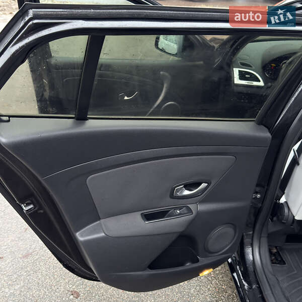 Універсал Renault Megane 2011 в Чернігові фото 17 Універсал Renault Megane 2011 в Чернігові